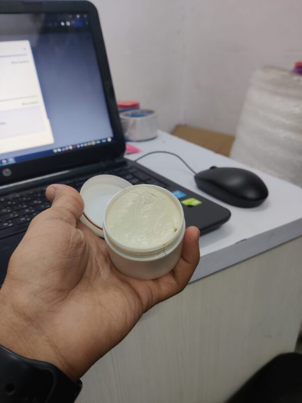 Skin whitening night cream - Image 6